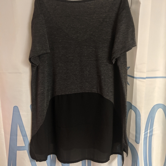 Disneyland XS tshirt - Picture 2 of 3